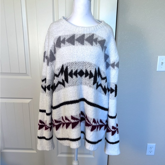 POL Luxe Chenille Aztec Boho
Southwestern Oversize White Sweater Sz Large - Picture 4 of 10